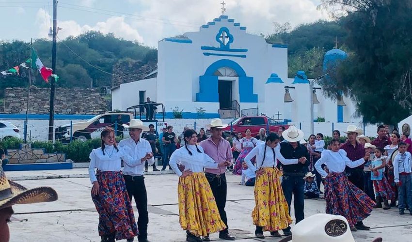 Desfile 20 de Noviembre en el municipio de San Nicolas